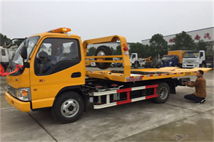 桐梓哪里有拖车服务