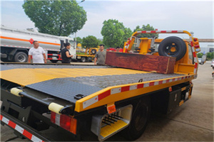 桐梓附近拖车电话号码服务